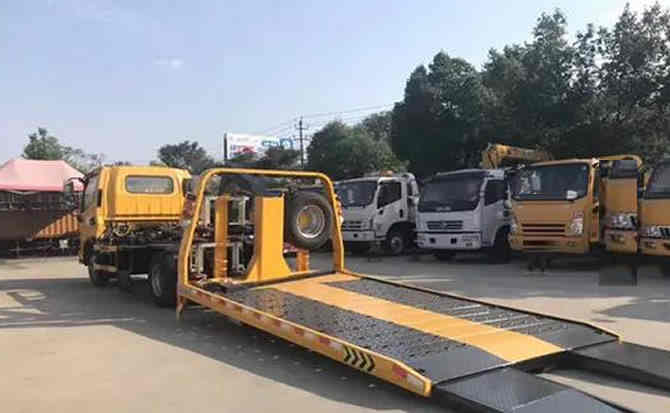 汉源汽车中途维修案例